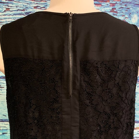 Reitmans Sleeveless Lace & Sheer Blouse - Picture 5 of 6